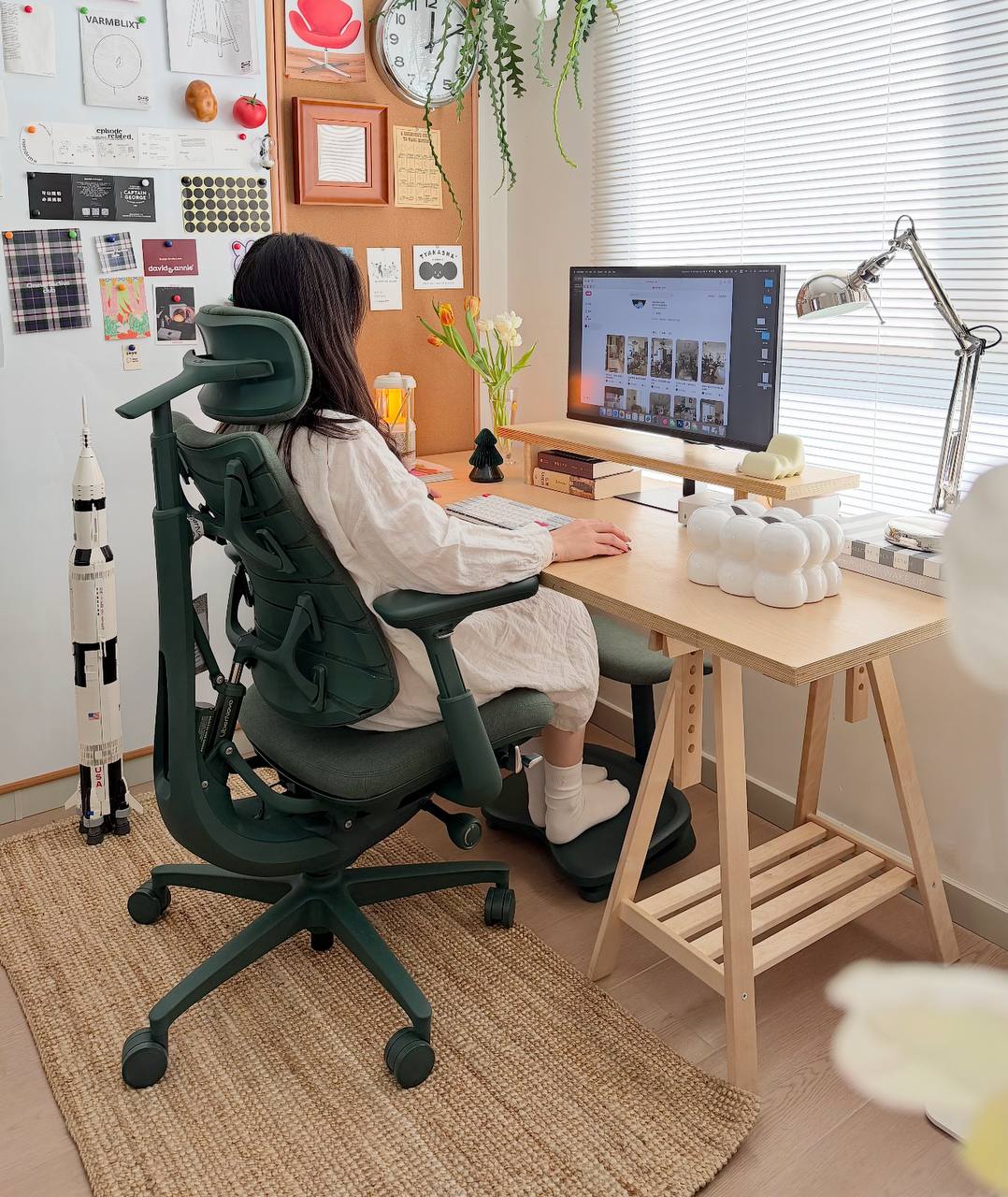 Ghế công thái học LiberNovo Omni chính hãng – Dynamic Balance – Bản nệm 48cm thumbnail 3