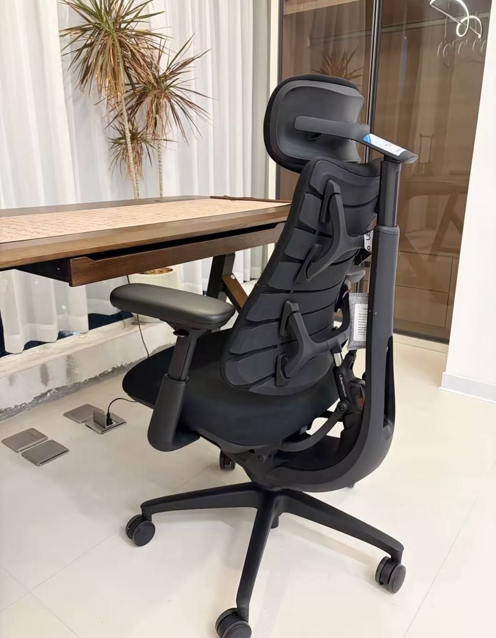Ghế công thái học LiberNovo Omni chính hãng – Dynamic Balance – Bản nệm 48cm thumbnail 6